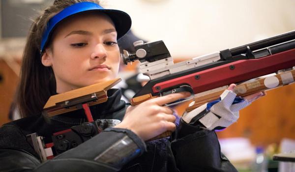 和平精英修改准心辅助器