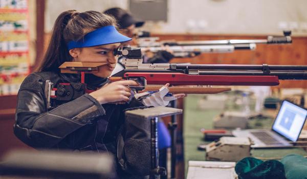 和平精英准信辅助器怎么弄